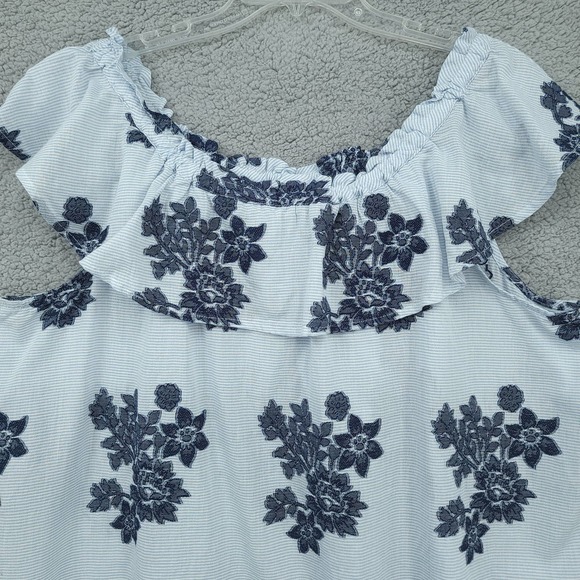 J. Jill XL Ocean Breeze Off the Shoulder Blue Floral Top - Picture 6 of 9